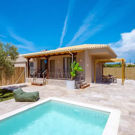 Terra Elea Luxury Pool Petra